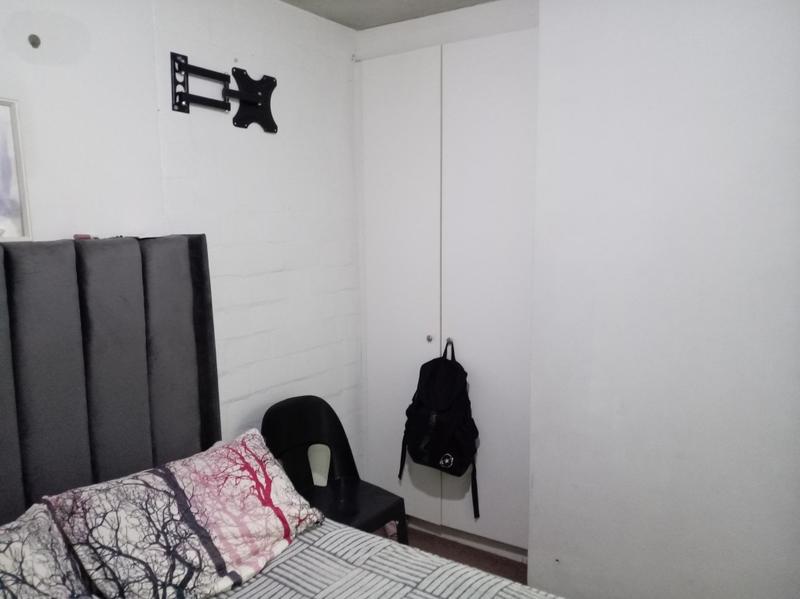 1 Bedroom Property for Sale in Wynberg Western Cape